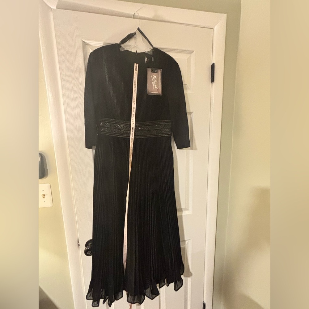 Mac Duggal Black Shimmering 3/4 Sleeve A-Line Midi Dress NWT 8
